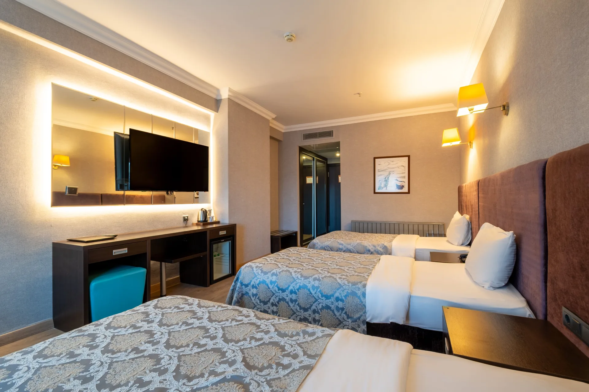 Triple Room