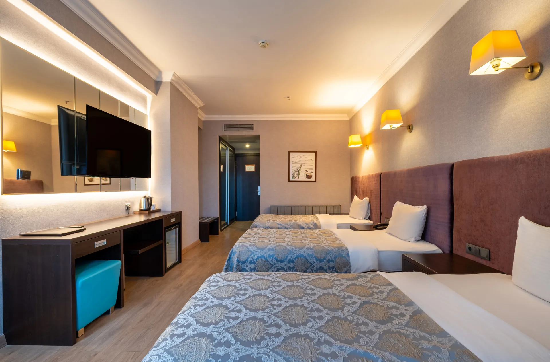 Triple Room
